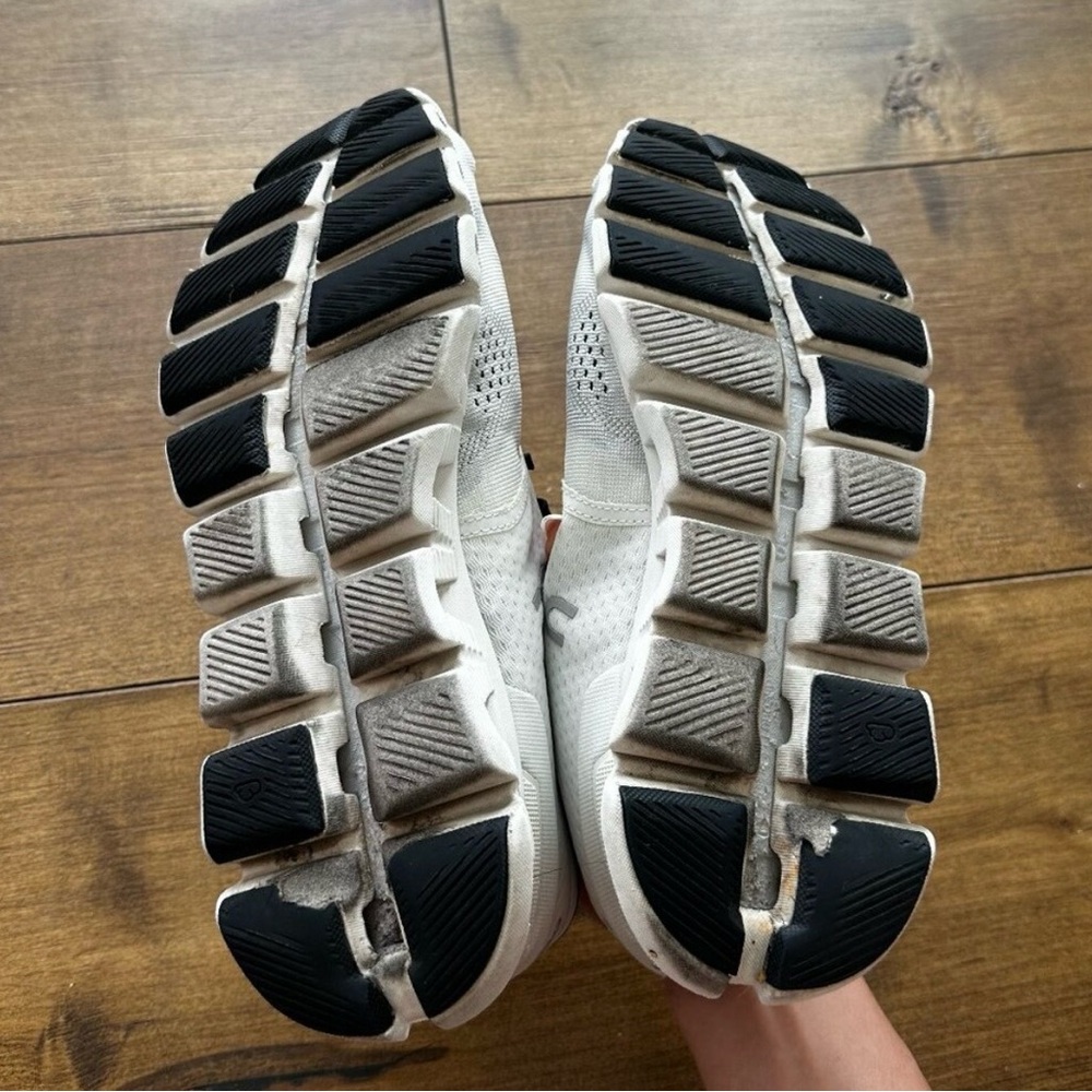 On Running Cloud,  White and Black Running Shoes size 7.5 PLEASE READ BELOW - Picture 6 of 12